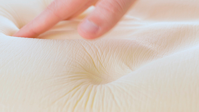 traagschuim als vulling in matrastopper